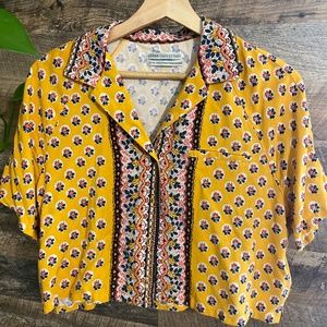 URBAN OUTFITTERS Noah Cropped Button-Down Shirt (yellow)